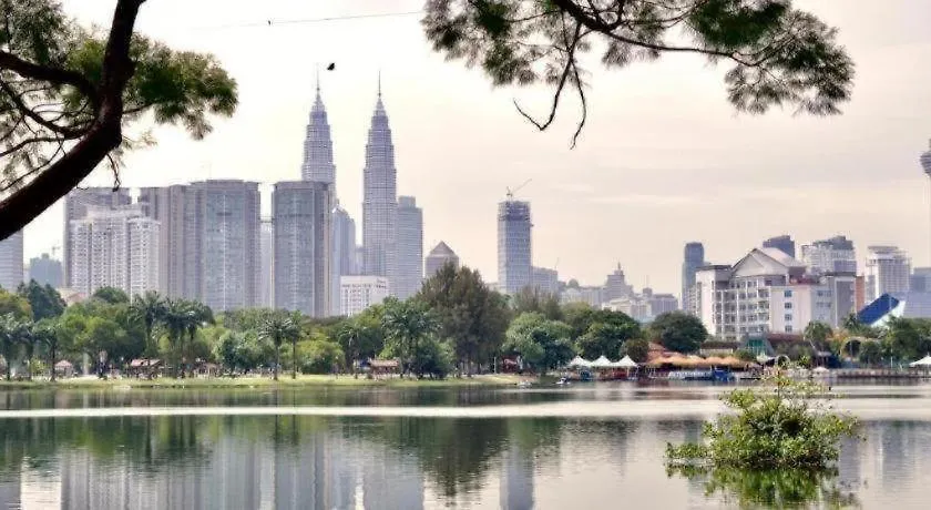 Apple Hotel Kuala Lumpur 2*,